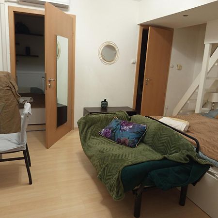 Trendy 2 Room Flat, Next To Corvin Mall Free Huge Garage! Ac,Dishwasher,Washmachine, Smart Tv Budapest Exterior photo